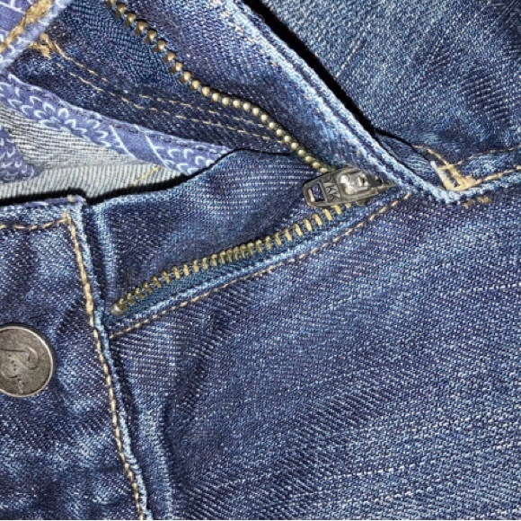 PAIGE Laurel Canyon size 27 Women’s dark wash with embroidered pockets - Picture 5 of 11